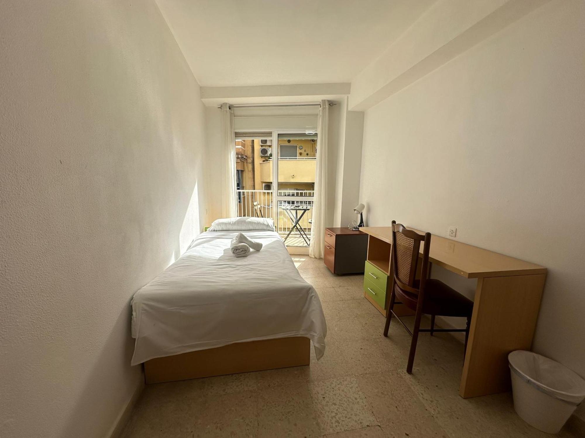 Habitacion Individual Con Terraza マラガ エクステリア 写真